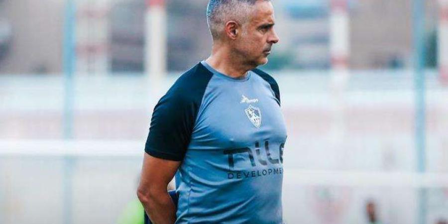 شوبير: الزمالك يحاول تجديد عقد البرتغالي جوميز ويفاوض لاعب الأهلي