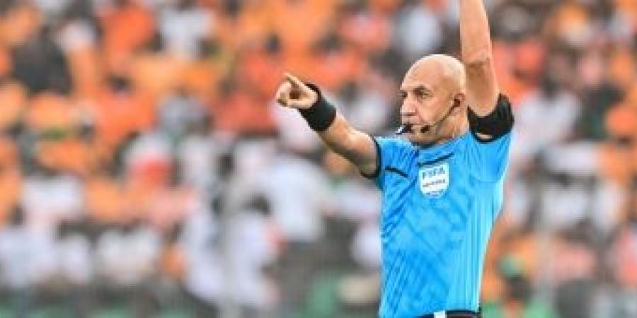 محمد عادل يودع شكوى ضد مسربي محادثة مباراة الزمالك - سبورت ليب