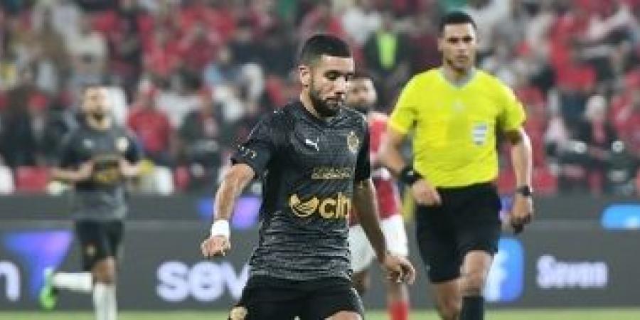 وكيل أحمد قندوسي يوضح حقيقة انتقاله نهائيا إلى سيراميكا - سبورت ليب