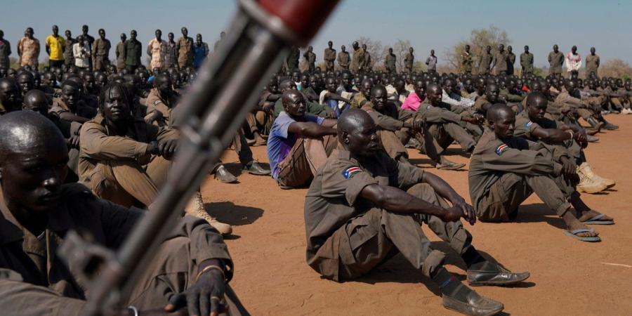 جنوب السودان.. تبادل إطلاق النار بين حرس الرئاسة ومسؤول أمني سابق أثناء اعتقاله - سبورت ليب