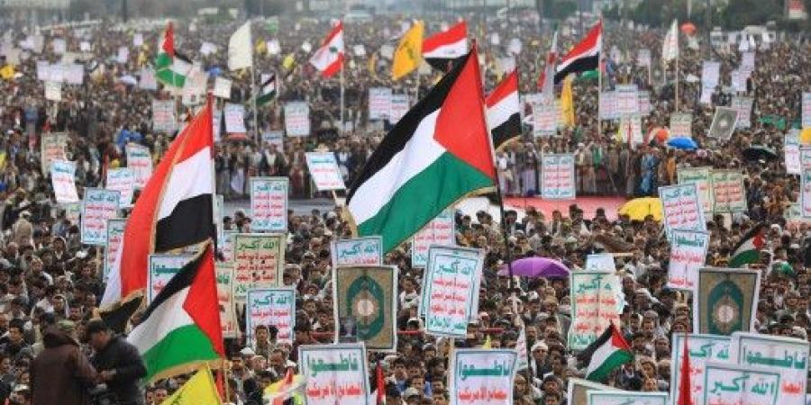 خروج مليوني في صنعاء وعدد من المحافظات نصرة لفلسطين ولبنان