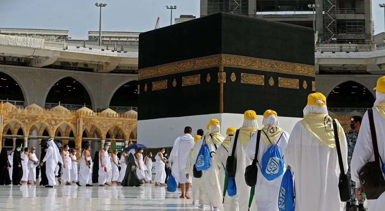 التسجيل من هنا hajj.gov.iq رابط التسجيل فى قرعه الحج بالعراق واهم الشروط المطلوبة 2025