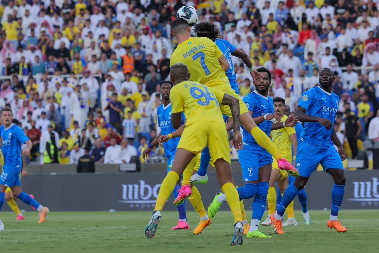 في هذا الموعد.. ما هو موعد مباراة الهلال والنصر في نهائي كأس السوبر السعودي لعام 2024 والقنوات الناقلة لها